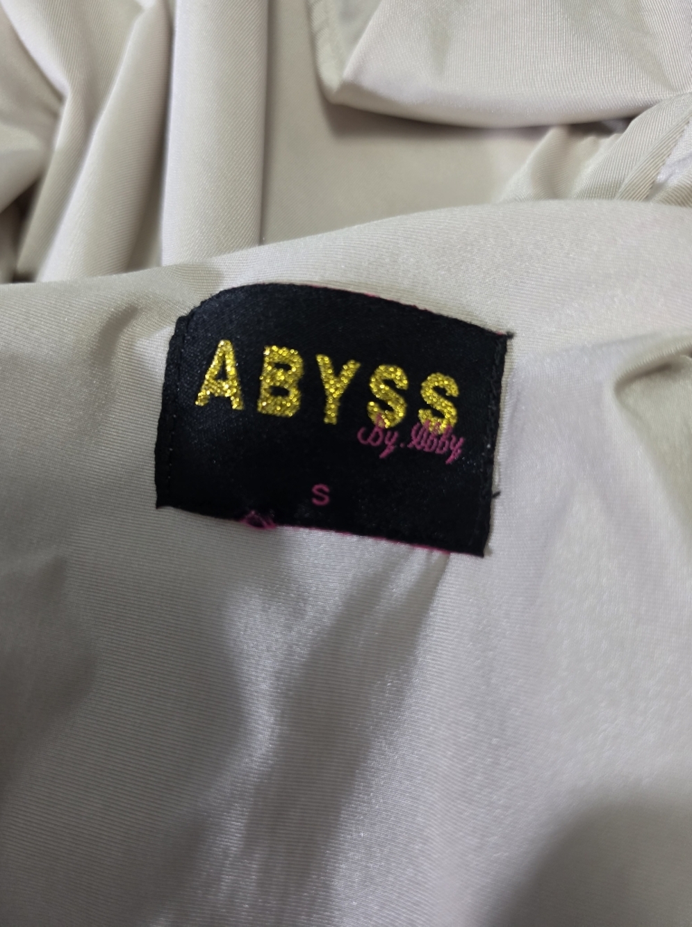 Abyss by Abby Long Tail Knot Back NWT Size Small - Picture 15 of 16